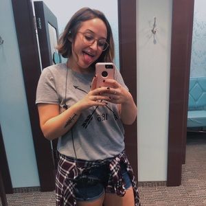 Meet your Posher, Kaydee